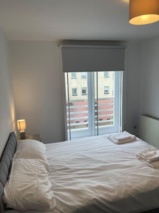 Modern 2 Bedroom City Apartment Glasgow Extérieur photo